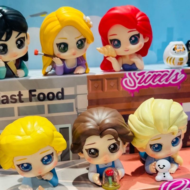 Elsa Gadget - Disney Princess Afternoon Break Series Blind