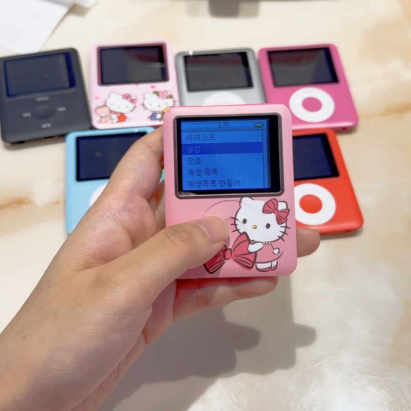 Hello Kitty Mp3 Music Player S - огляд і ціна Electronic Gift